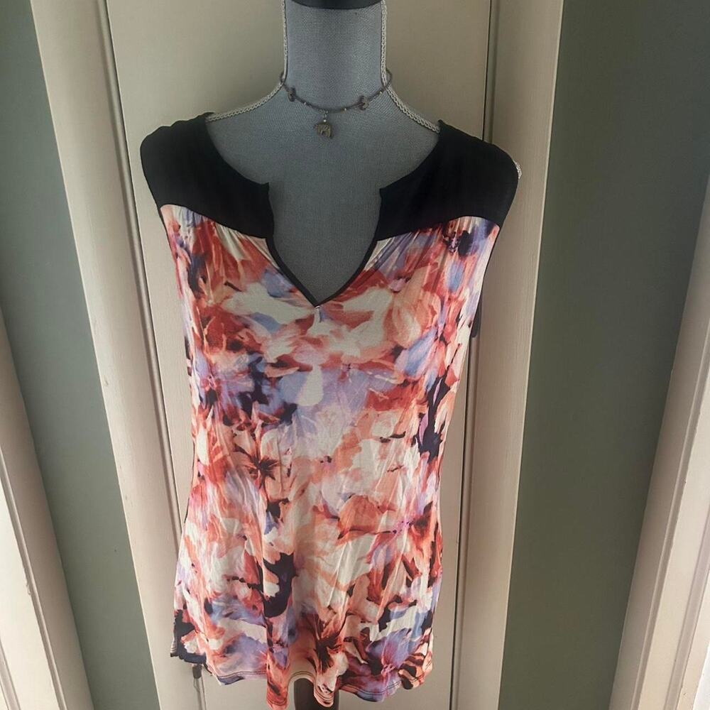 Simply vera wang flowy summery